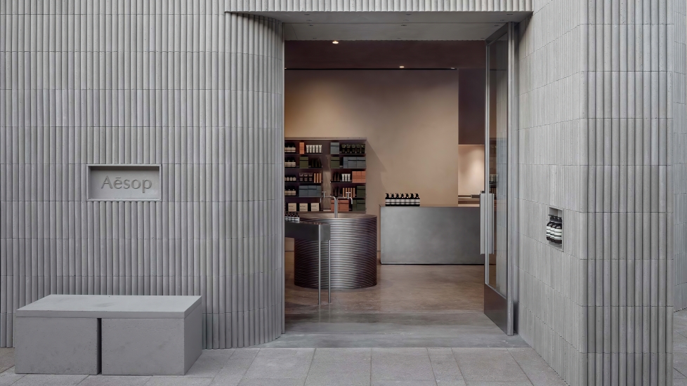 Aesop corte madera